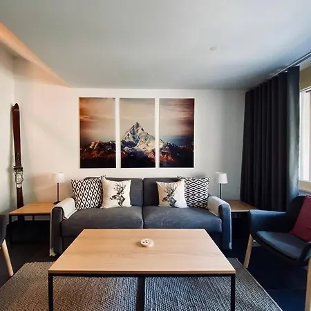 Апартаменти Bazzit Renovated In 2020 Stunning View *